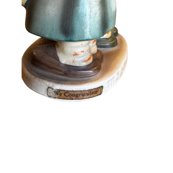 HUMMEL “We Congratulate” #220 TMK 2 1952 *Small *4 Inch Figurine - Picture 6 of 6